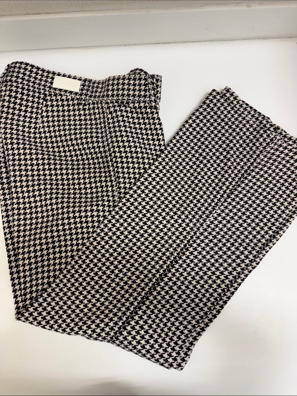 Amazing Brown & White Houndstooth DL1961 Pants